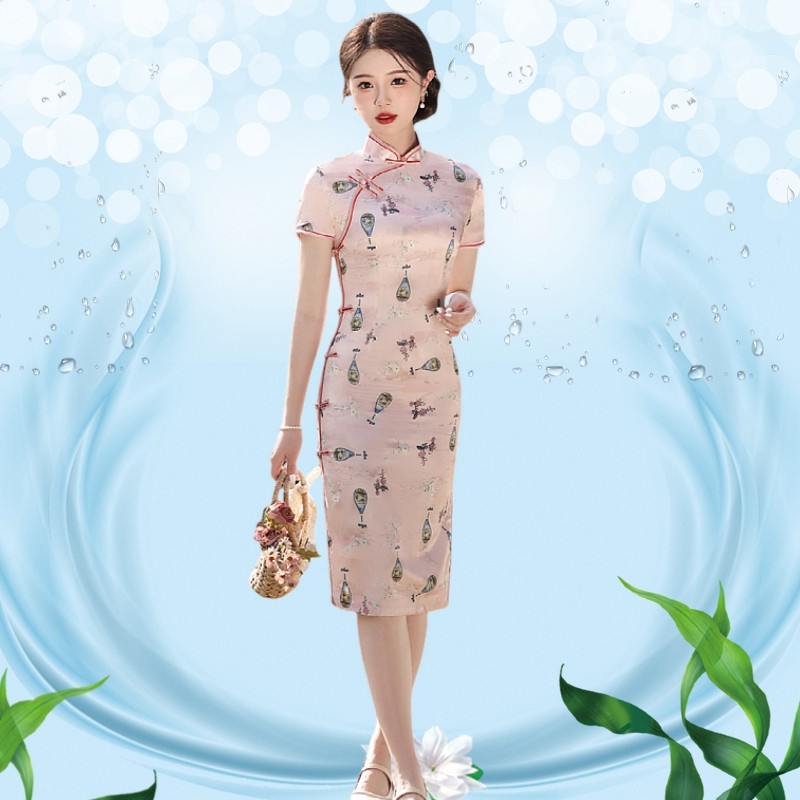 时尚气质国风盘扣仿真丝少女日常宴会主持服修身2025新款苏州旗袍