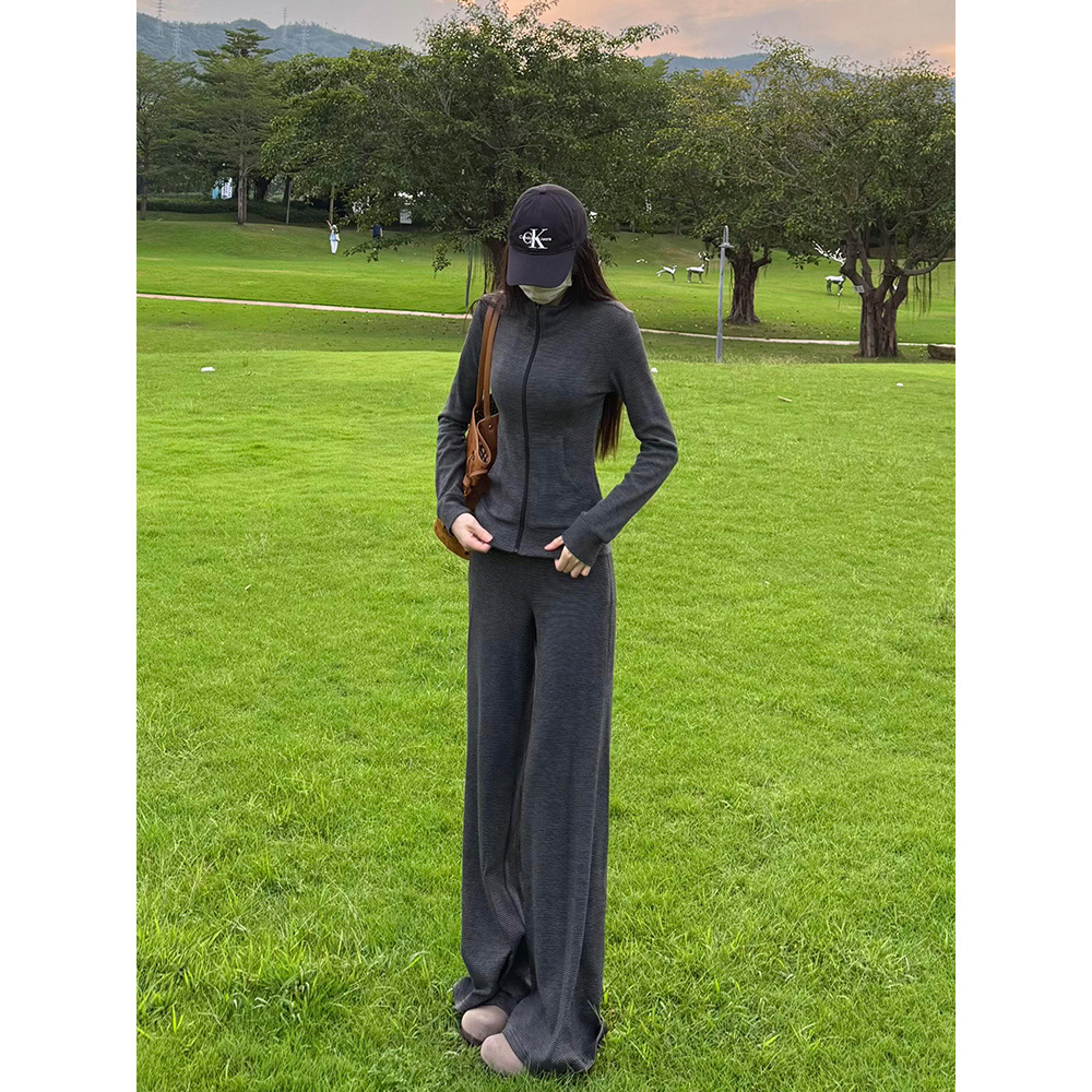 一整套巨好看的早秋通勤穿搭灰色上衣格雷系阔腿裤套装女2025