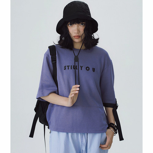 慵懒休闲字母印花短款短袖T恤