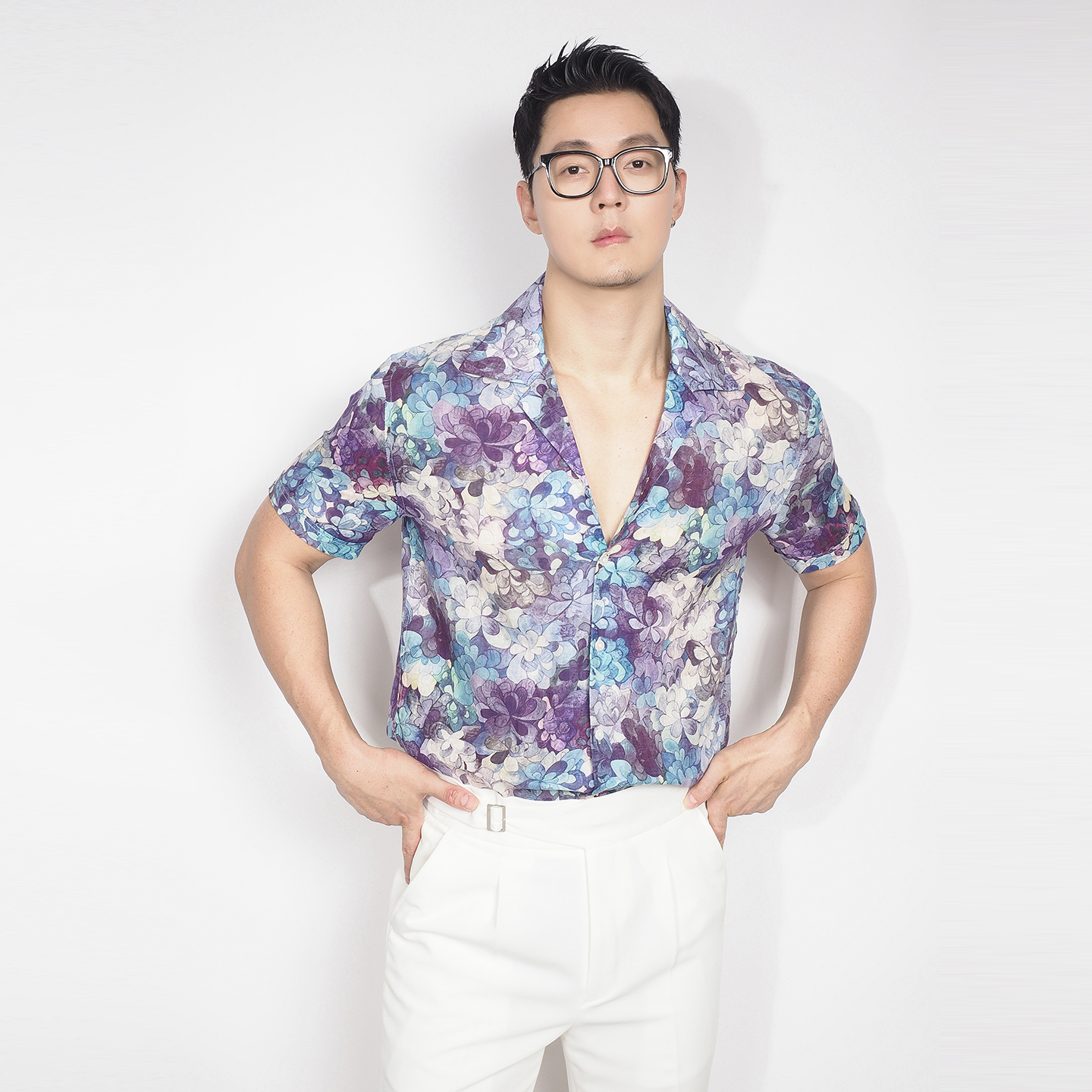 川泽男装休闲度假风紫色花衬衫短袖古巴领薄款棉麻混纺透气衬衣潮