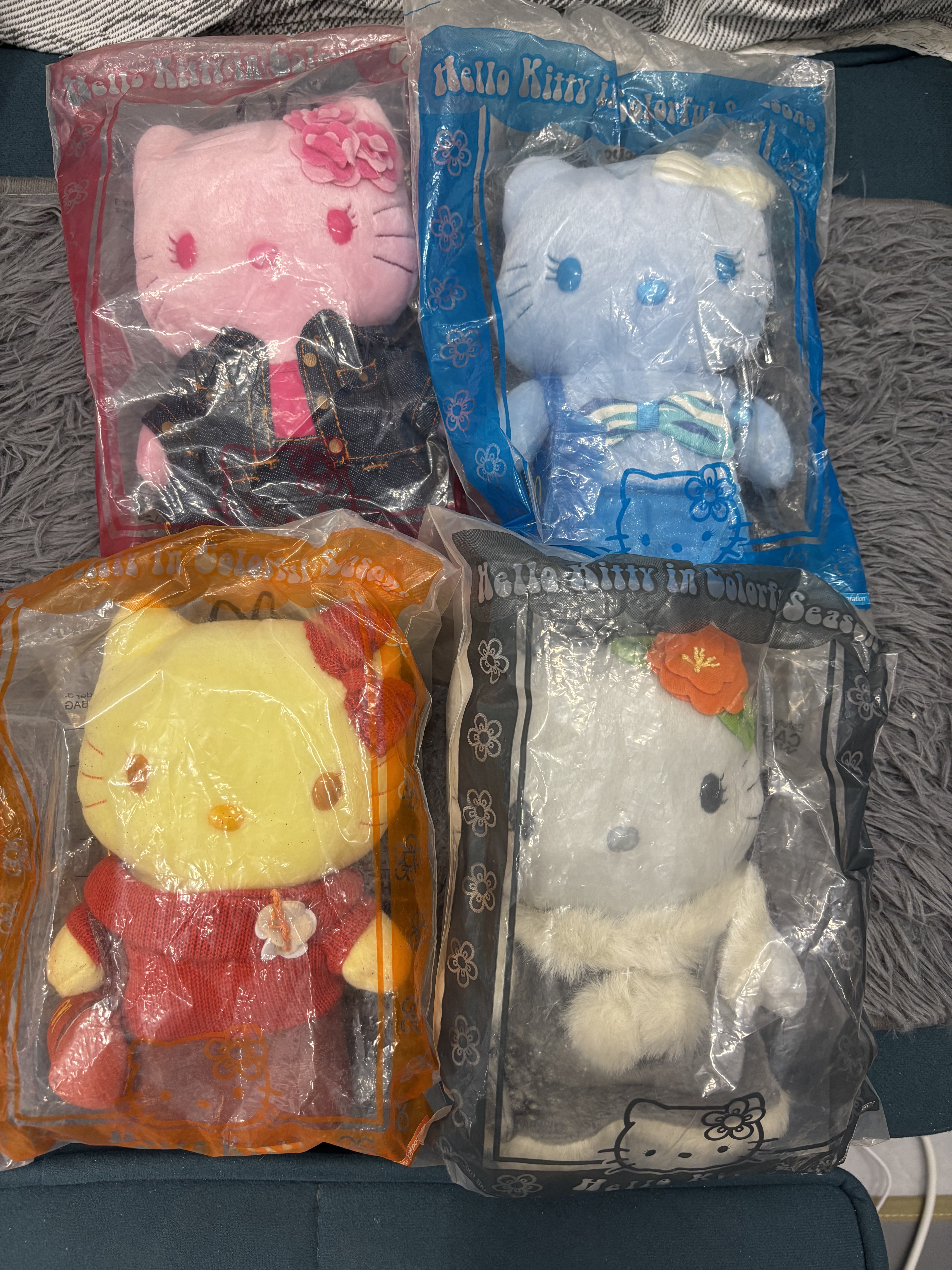 台湾麦当劳 四季kitty 绝版 收藏款 凯蒂猫毛绒公仔全套