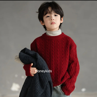 韩系杏色慵懒风绞花纹毛衣男童2025冬新款红色圆领针织衫百搭上衣