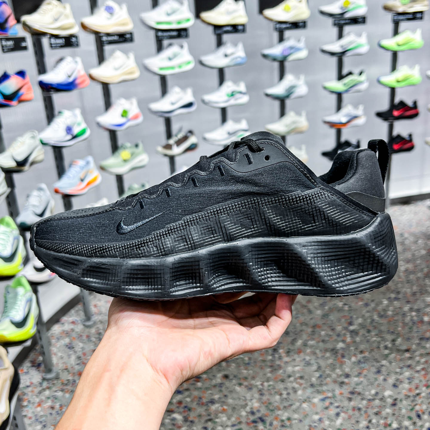 NIKE耐克2026春新款运动鞋男女黑色耐磨减震休闲跑步鞋DX4215-005