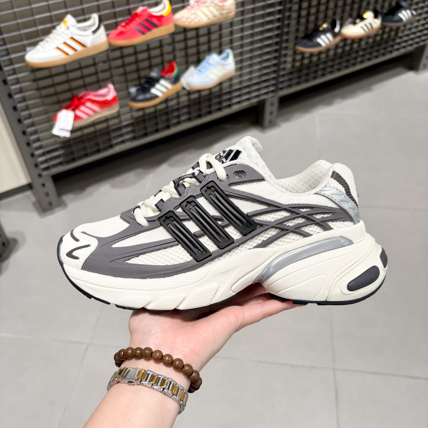 Adidas男女鞋2026秋季复