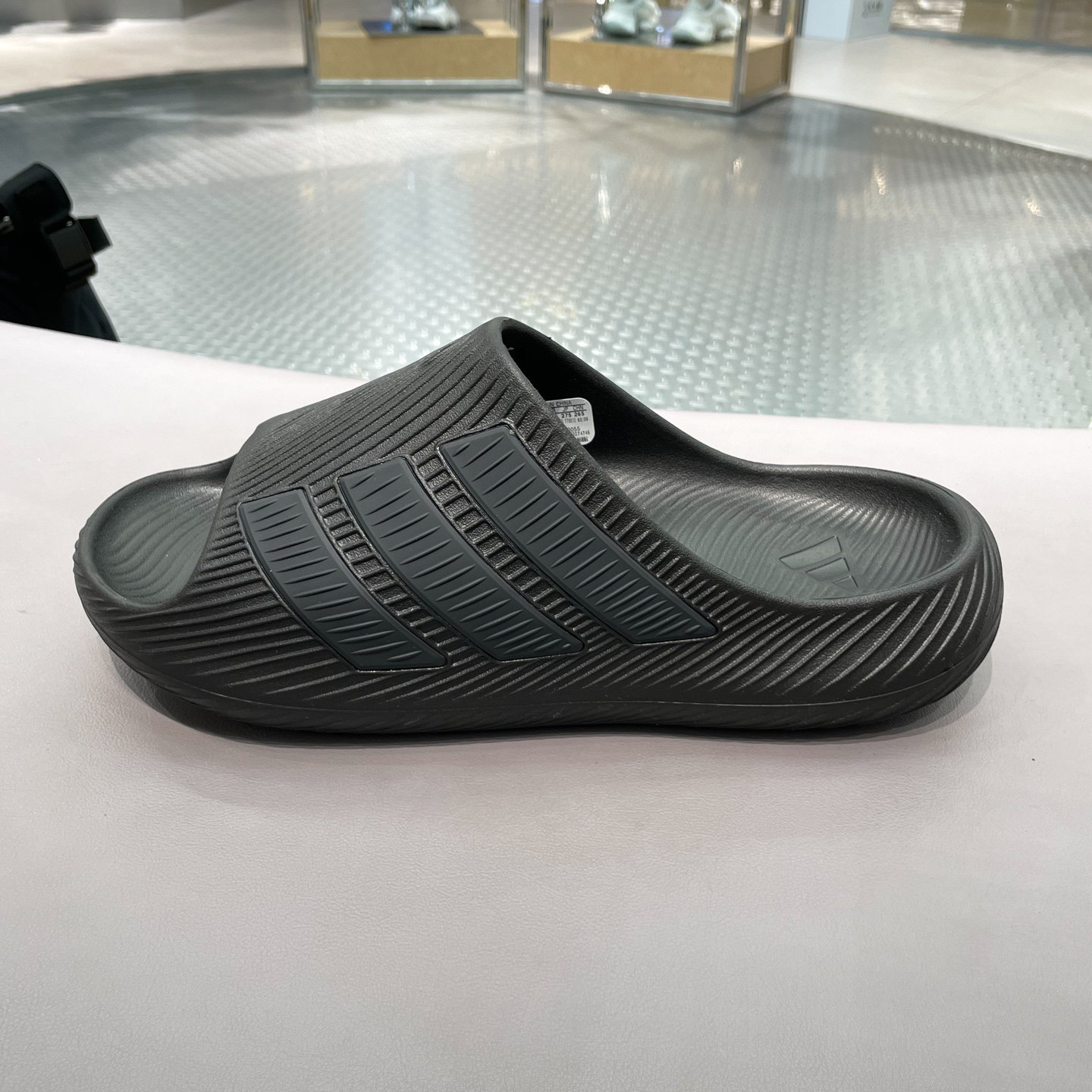 Adidas男女鞋2026夏经典
