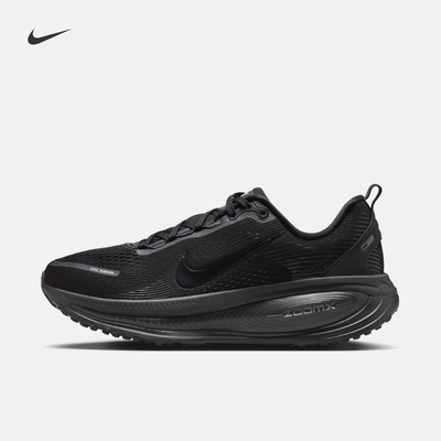 耐克迈柔女子轻便专业春季透气NIKE VOMERO 18跑步鞋 HM6804-004