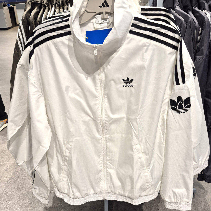 Adidas阿迪达斯三叶草春季运动外套男女立领拉链休闲夹克JI7535