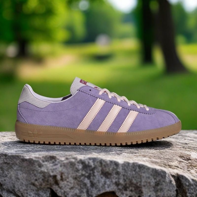 Adidas阿迪达斯BERMUDA 女子复古百搭时尚舒适耐磨休闲板鞋JR7157