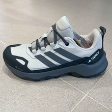 Adidas阿迪达斯女子2025夏季款舒适百搭户外缓震运动休闲鞋JQ6725