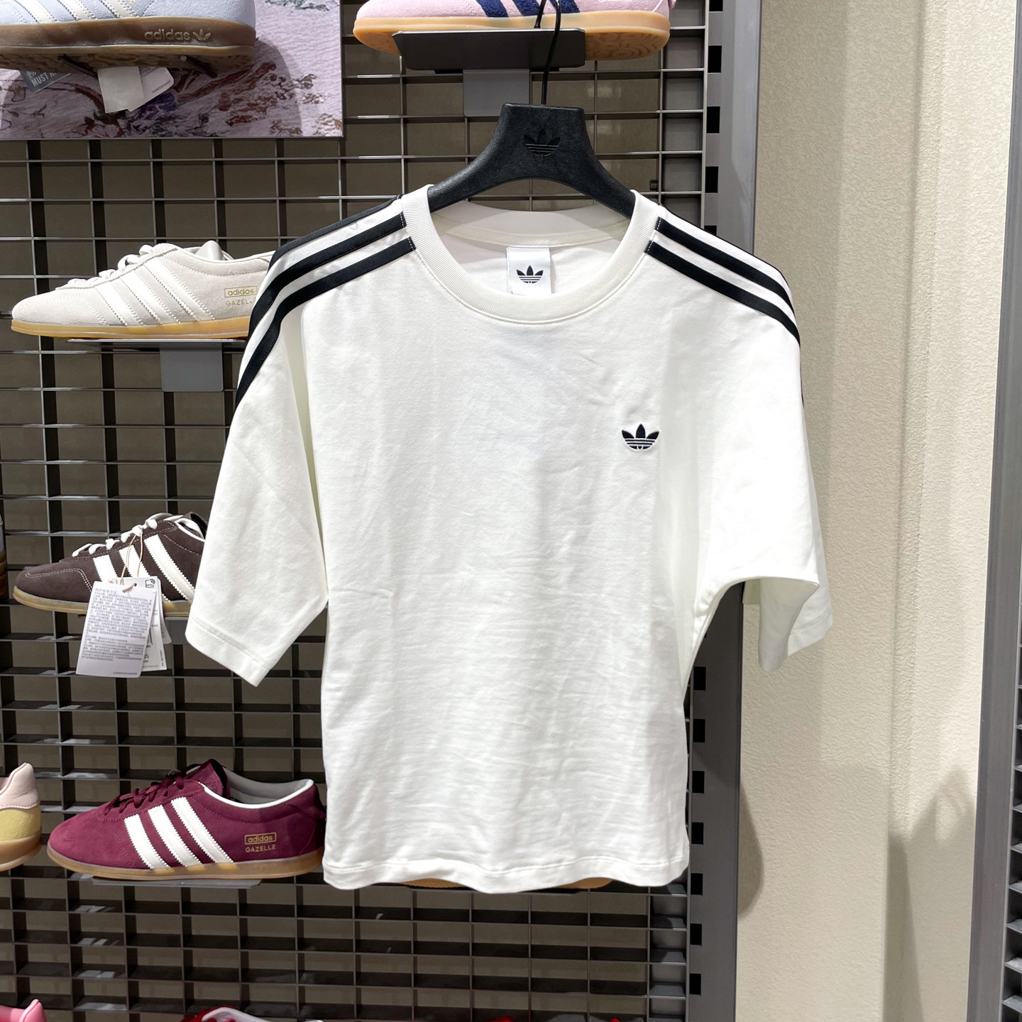 Adidas三叶草女装2026夏