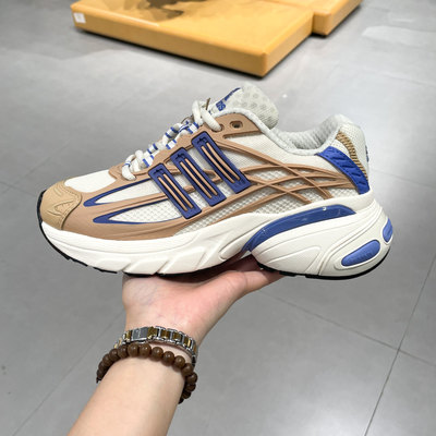 阿迪达斯三叶草女鞋2026
