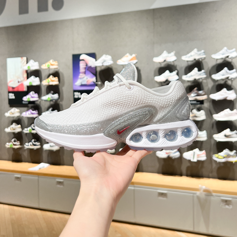 耐克2024秋季新款气垫缓震跑步鞋