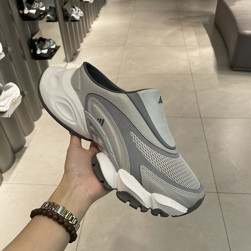Adidas阿迪达斯男女鞋