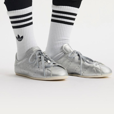 Adidas/阿迪达斯春新款三叶草女士经典薄底系带运动休闲鞋JQ6427