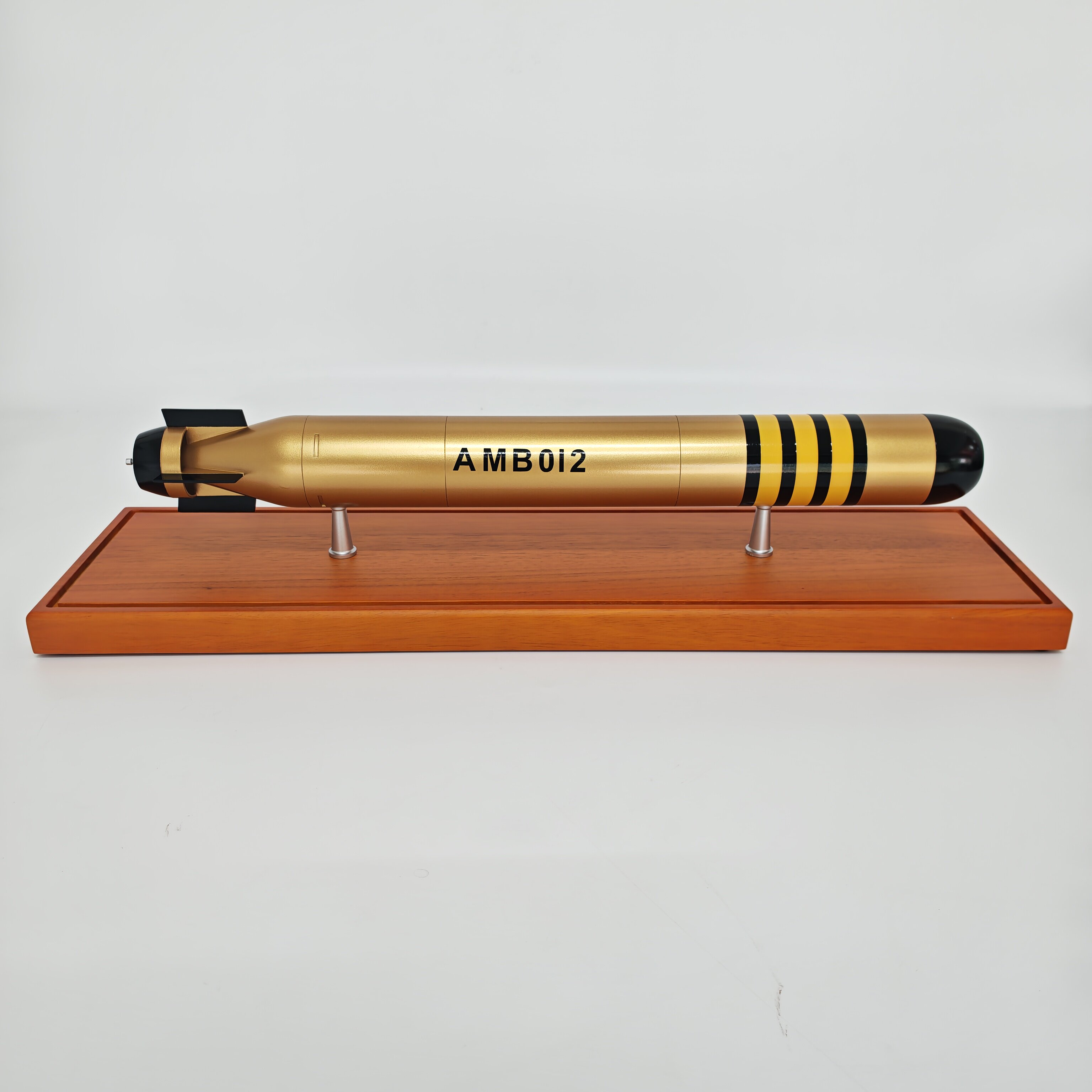 AMB012轻型反潜鱼雷模型仿真航模潜艇成品静态展示纪念收藏摆件