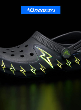 Crocs/卡骆驰 经典酷闪闪电爱心碳灰运动儿童洞洞鞋213183-669