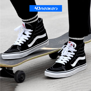 范斯Vans Sk8 高帮白黑经典款男女帆布运动休闲板鞋VN000D5IB8C