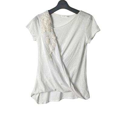 圣迪家个性交叉设计绣花短袖t恤