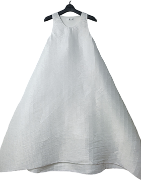 SD正品折扣高级设计感机理折痕挺括无袖连衣裙1208