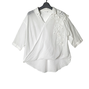 0423 SD正品 女士时尚 清新文艺甜美蕾丝拼接V领交叉设计中袖 衬衫