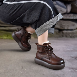 四起哥2025秋冬新款头层牛皮羊毛雪地靴女手工真皮轻奢厚底短靴