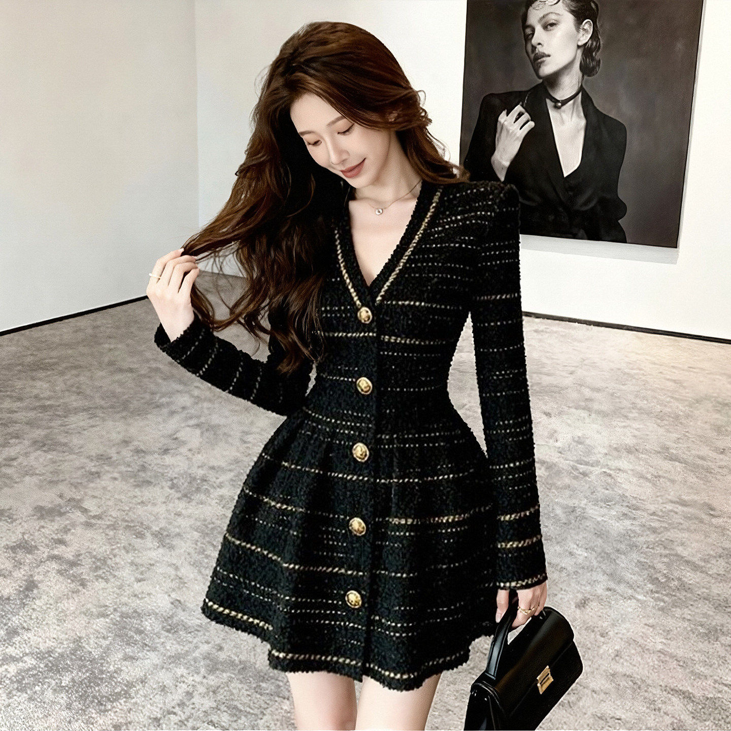 V领洋装女约会显瘦短裙子