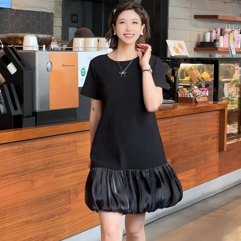 夏季新款大码宽松显瘦小黑裙