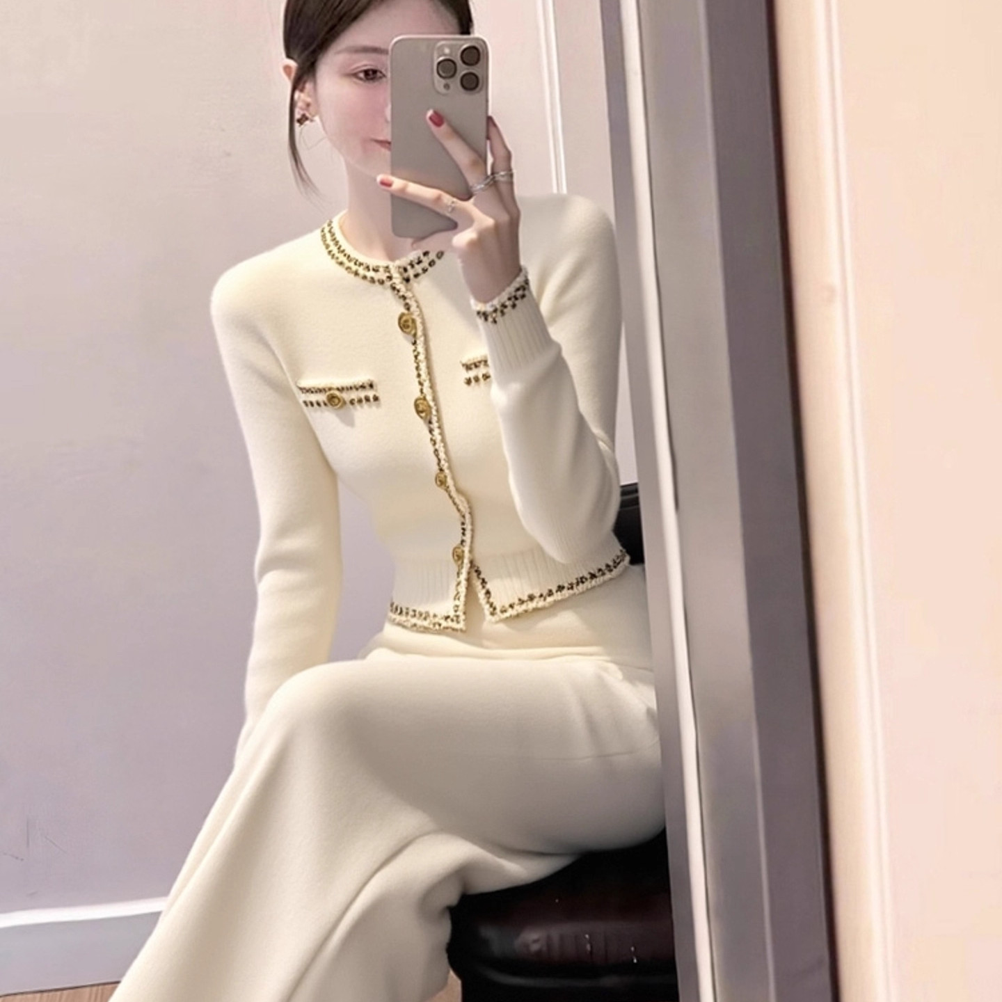白色针织上衣裤子春秋套装女