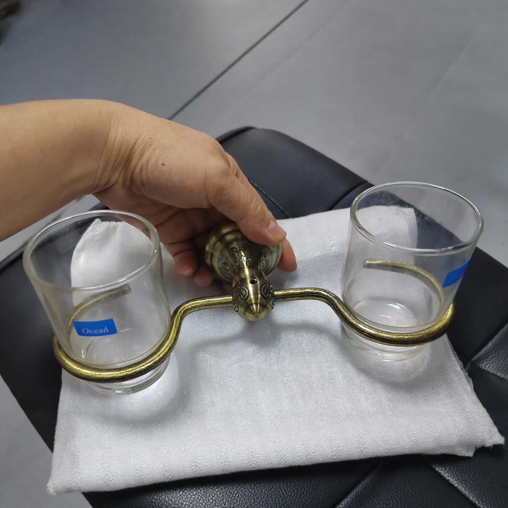 浴室挂件铜洗漱牙刷双杯金黄色雕花牙刷杯挂墙式不生锈 古典孤品