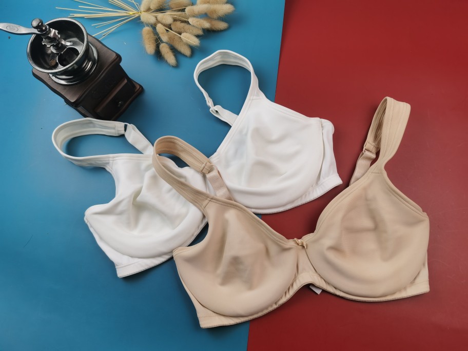 超薄隐形宽肩带光面文胸