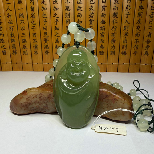 天然岫玉佛公吊坠平安护身符