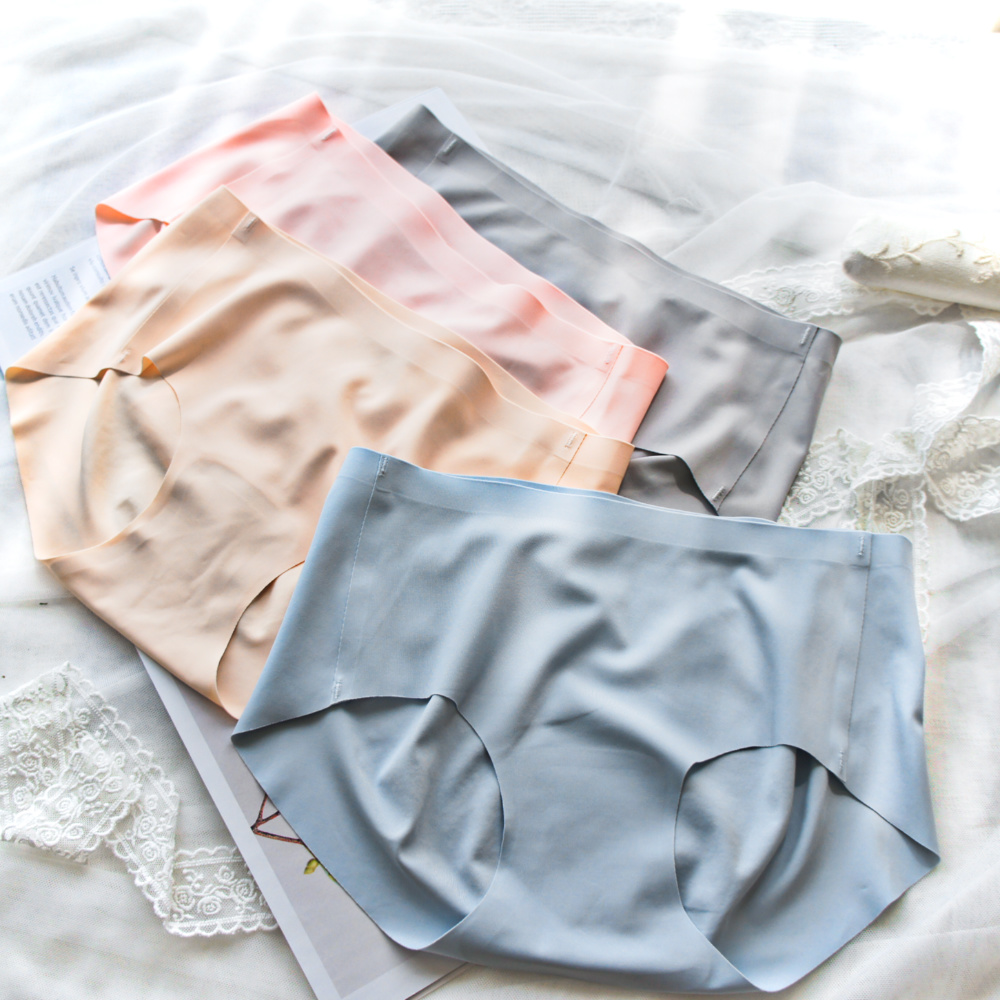 真无痕桃心臀柔软蚕丝三角内裤