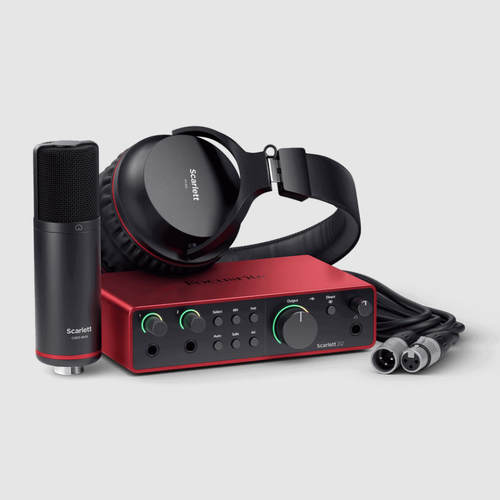 Focusrite scarlett 2i2 studio 四代 声卡话筒耳机套装 录音套装