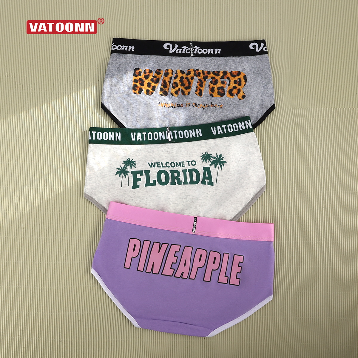 花佃品色女中腰三角内裤纯棉印花