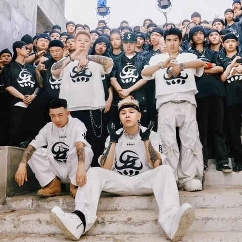 CYPHER专辑盛宇印花短袖T恤
