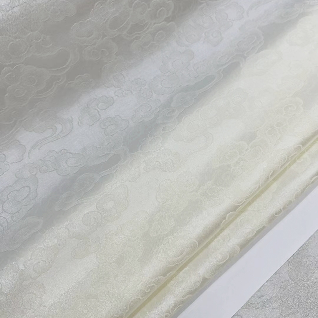 丝毛提花面料35姆140幅连衣裙