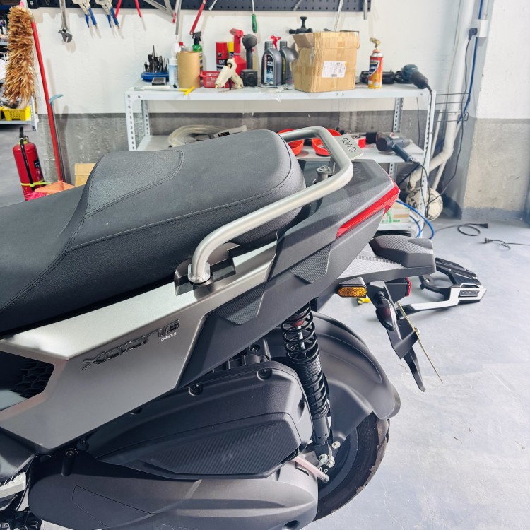 适用光阳x350adv短尾架后座扶手短尾直上后把手后尾翼专用改装配