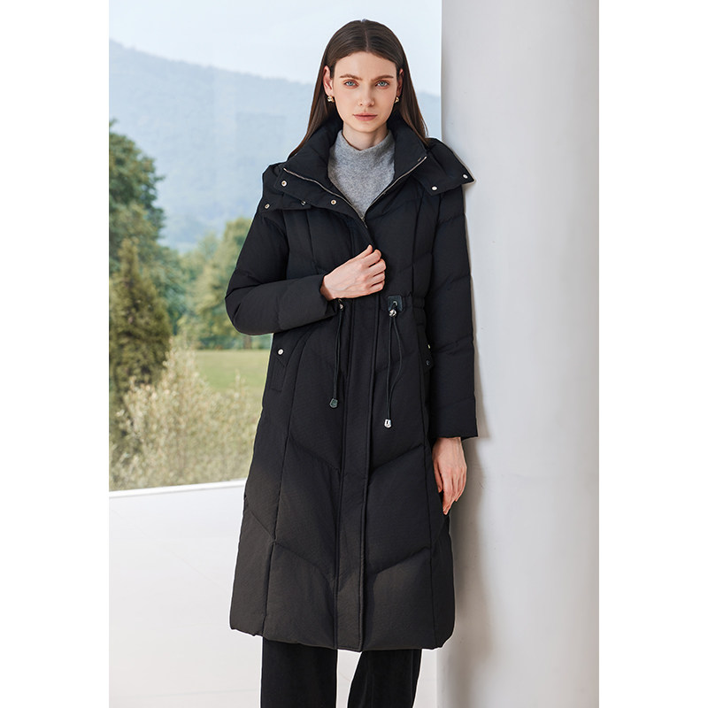 老钱风连帽长款羽绒服女黑色收腰显瘦防风保暖外套032A0