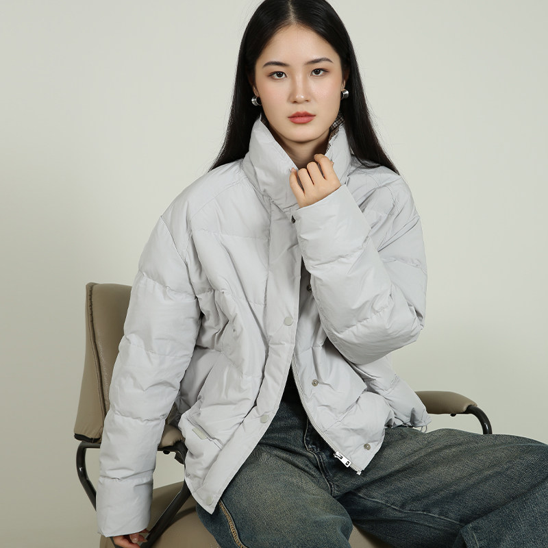 梵凯2025冬时尚宽松短款羽绒服女