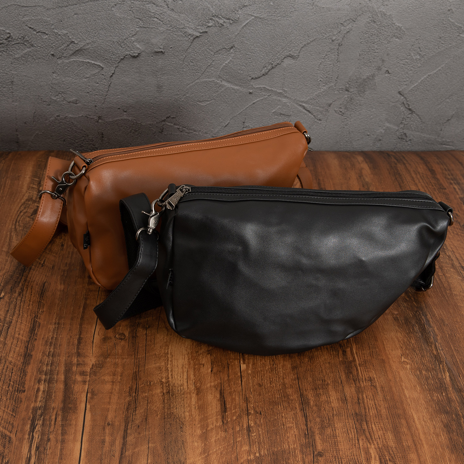 斜挎包PU皮时尚牛角包男女个性软皮质感月牙包简约潮流斜挎单肩包