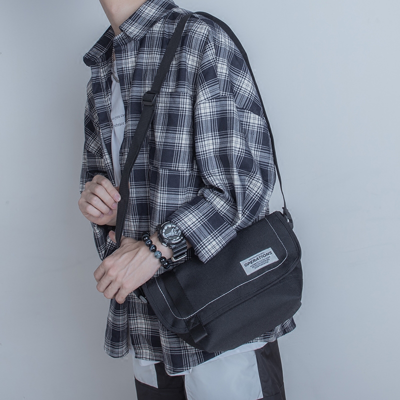 韩版男士单肩包撞色百搭斜挎包情侣小背包街头潮流邮差包男骑行包,箱包皮具/热销女包/男包,男士包袋,淘宝优惠券,粉丝福利购,淘宝优惠卷