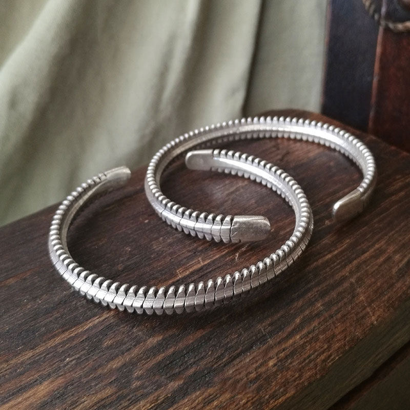 ANCIENT ENGRAVED SILVER BRACELET PLAIN RING BRACELET  VINTAGE THAI HANDMADE SILVER CHIANG MAI SILVER JEWELRY SOLID OPEN BRACELET