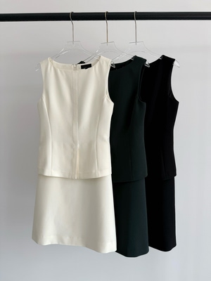 2026春夏新款法式赫本风收腰显瘦无袖船领通勤三醋酸假两件连衣裙