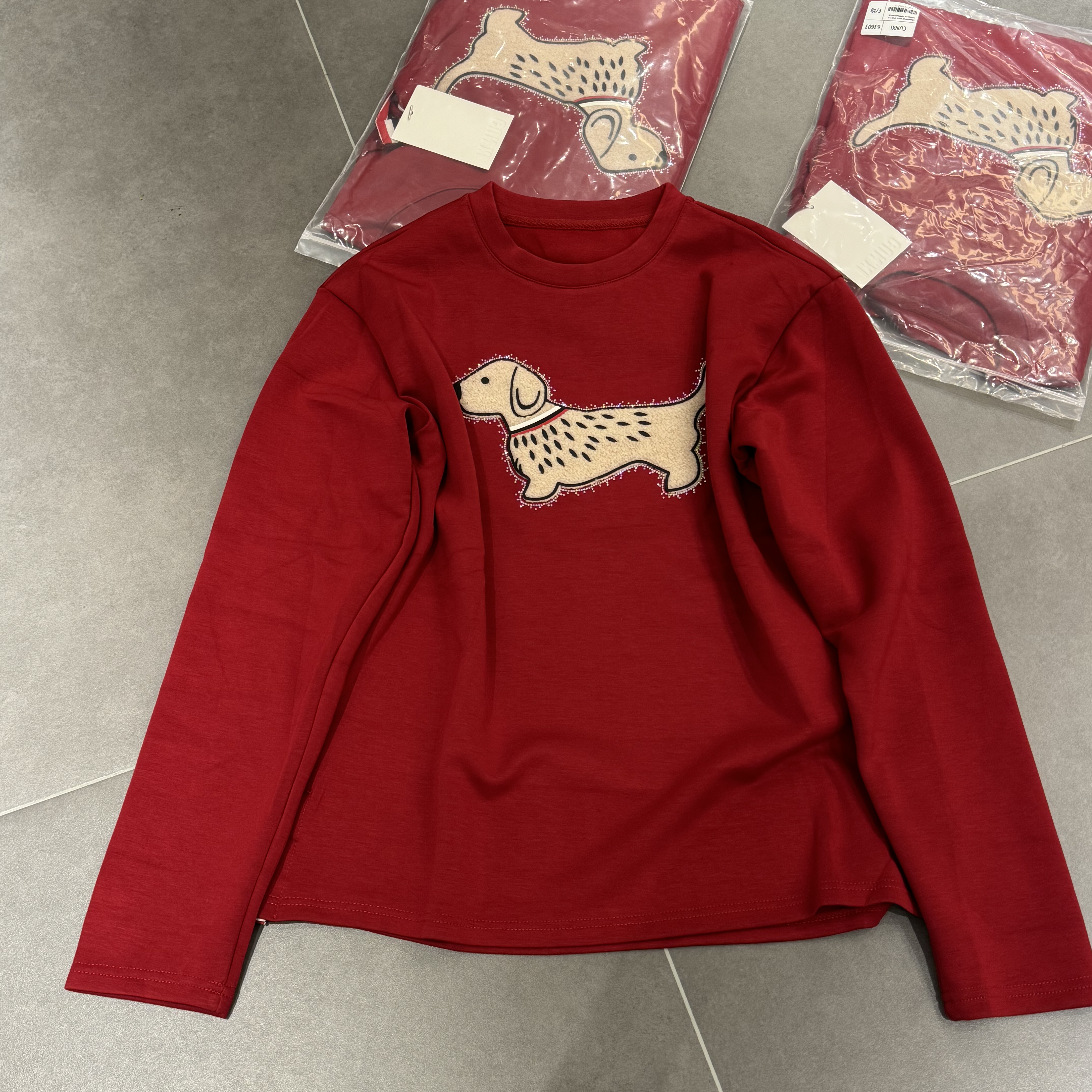 2025冬季欧货小狗印花长袖T恤