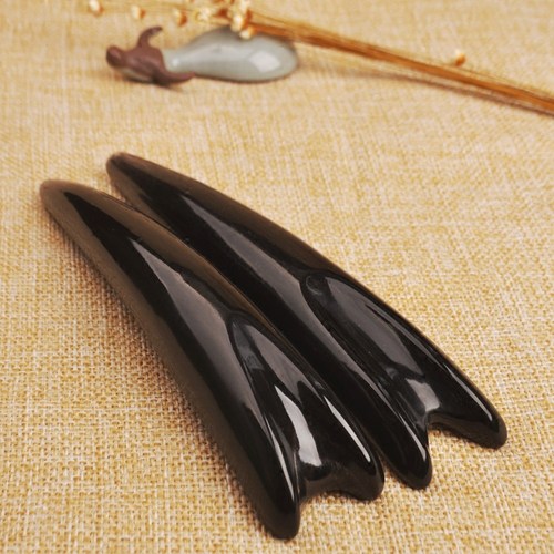 牛角双轨刮痧穴位颈椎凹槽拨筋