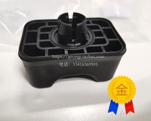 适用奔驰W177新款 A180 A200 A35 GLB GLA 新B车底千斤顶胶缓冲胶