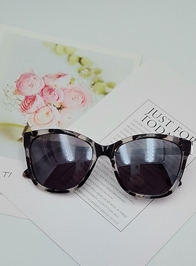 偏光镜艾尼雅厚重板材框金属腿