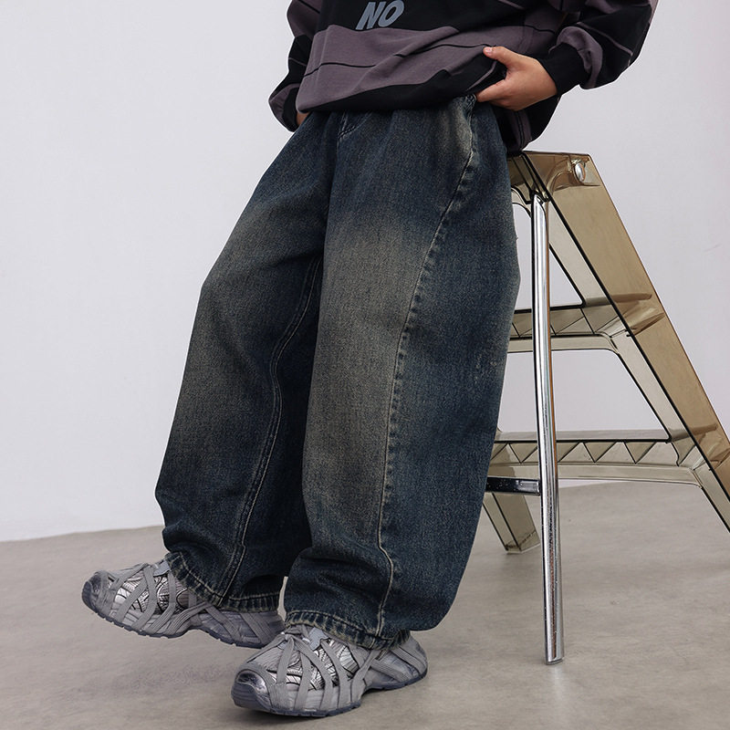 男童秋季牛仔裤2026新款大童秋装男孩春秋款宽松儿童帅气直筒裤子