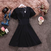 Весеннее летнее цветное платье, юбка, городской стиль, V-образный вырез, короткий рукав, с рукавом, А-силуэт