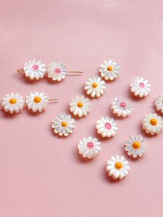 天然シェルデイジーフラワー DIY ネックレス気質ルースビーズ手彫りイヤリングジュエリーアクセサリー